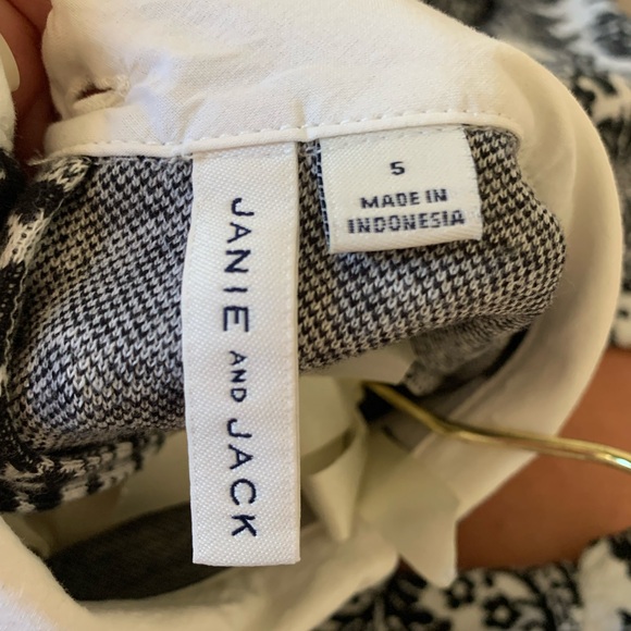 Janie and Jack damask pattern dress size 5 - Picture 4 of 6